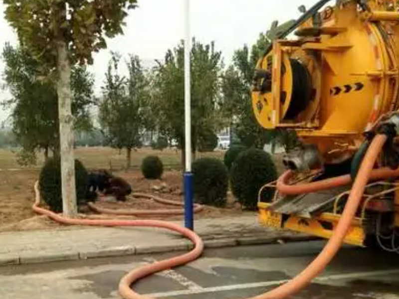 兰州市西固区专业通下水通主管道高压车清理管道化粪池